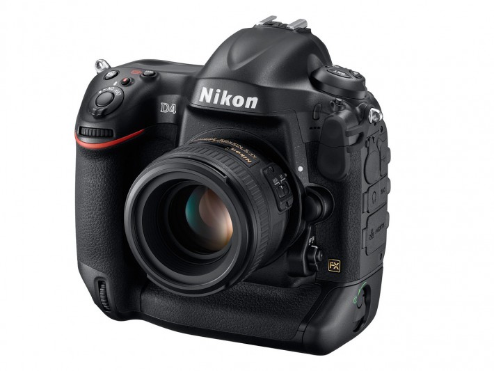 Nikon D4 front
